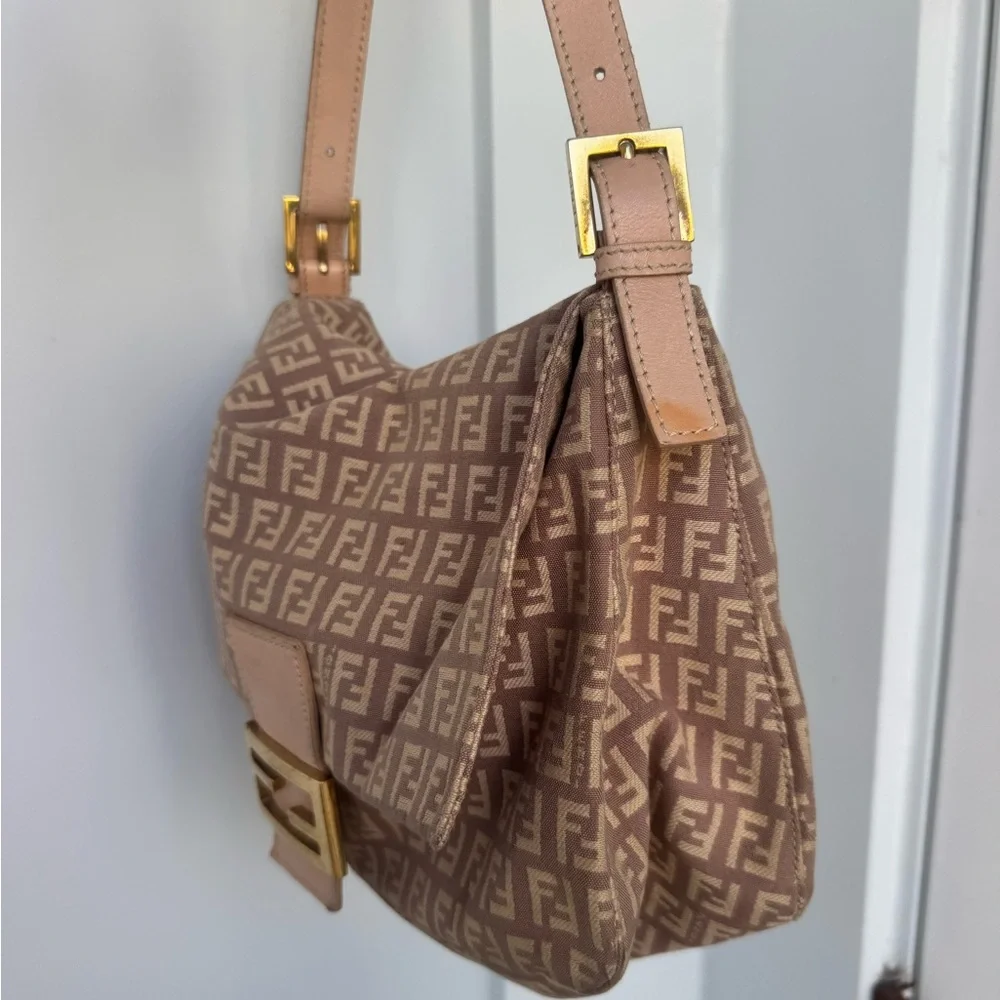 Authentic Fendi Pink Zucca Canvas Mama Baguette 💖 - Picture 5 of 17